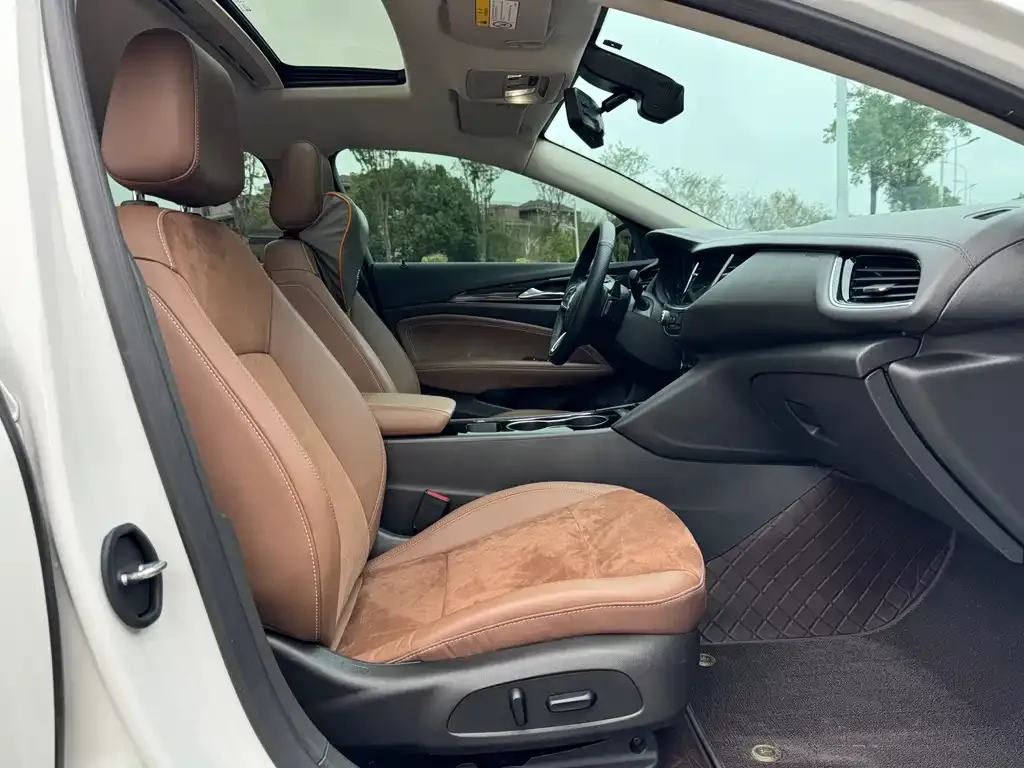 Buick Regal 2022 из CN, фото 2