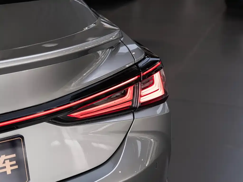 Lexus ES 2025 из CN, фото 4