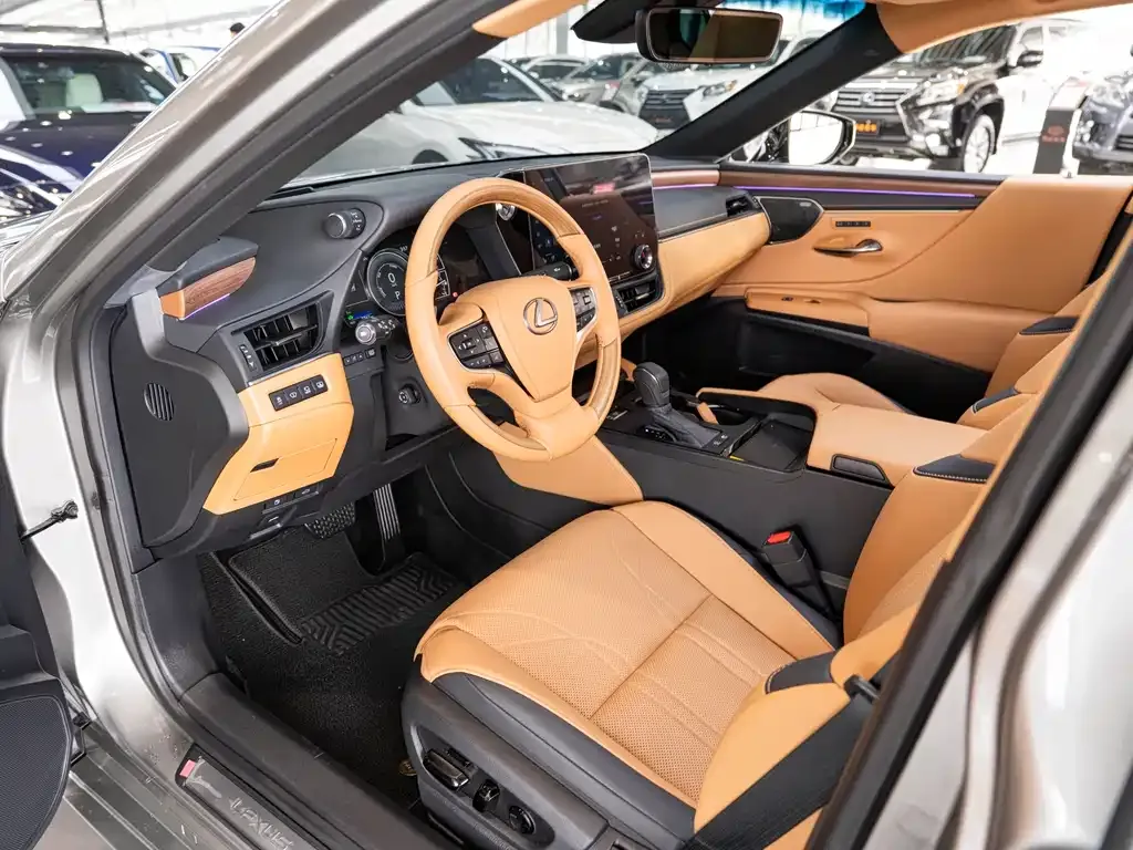 Lexus ES 2025 из CN, фото 7