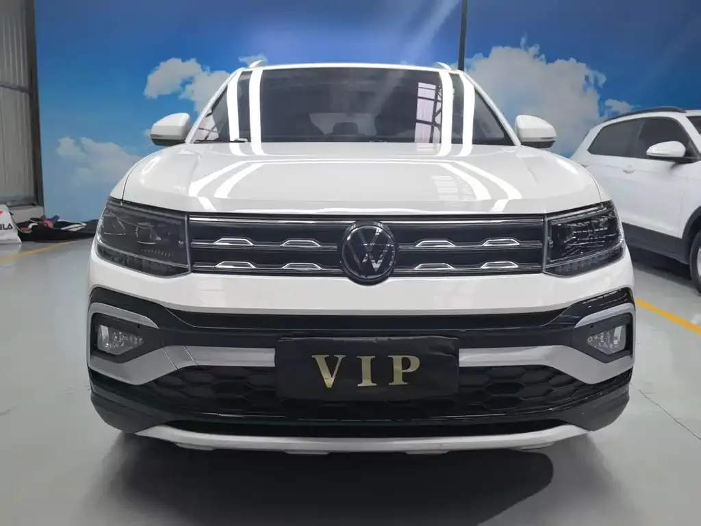 Volkswagen T-Cross — фото 10
