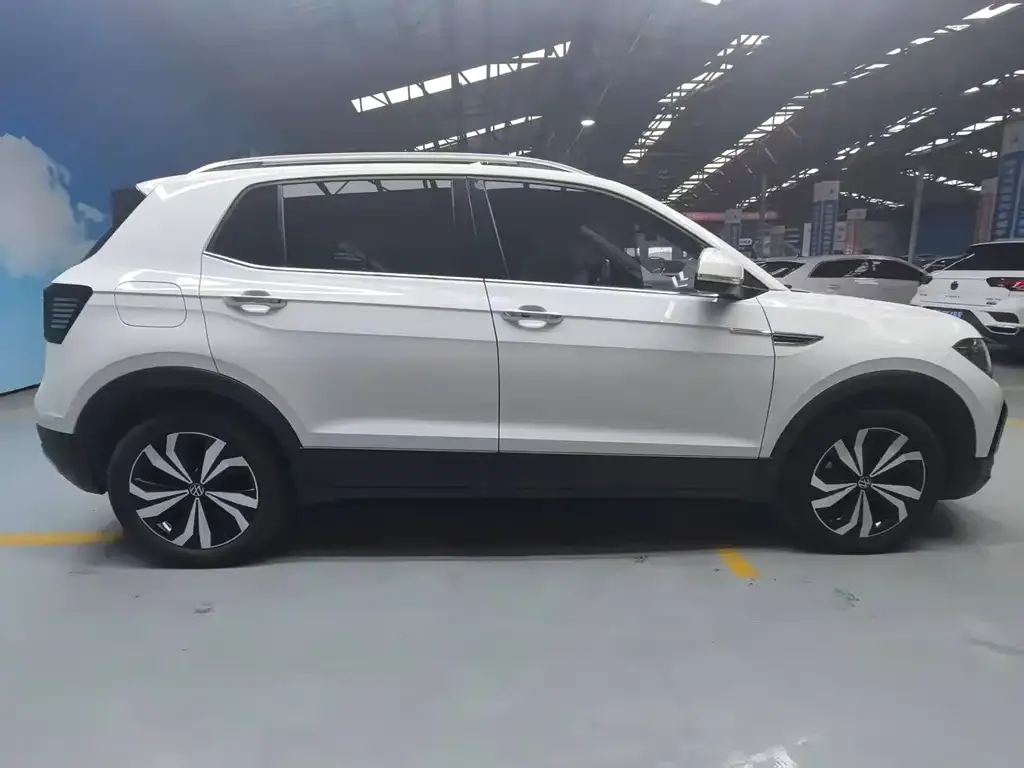 Volkswagen T-Cross — фото 4