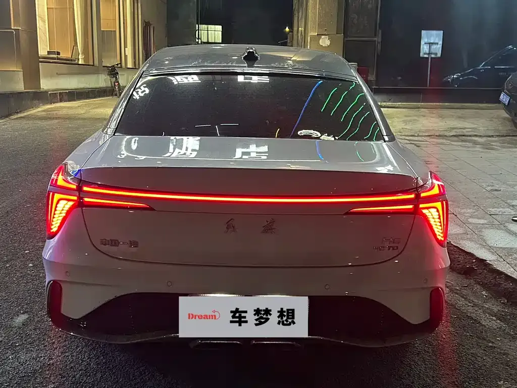 Hongqi H6 — фото 5