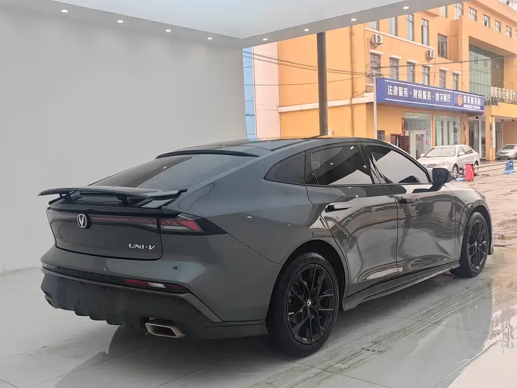 Changan UNI-V 2025 из CN, фото 6