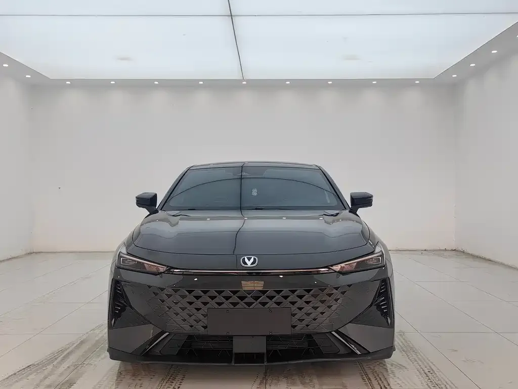Changan UNI-V 2025 из CN, фото 2
