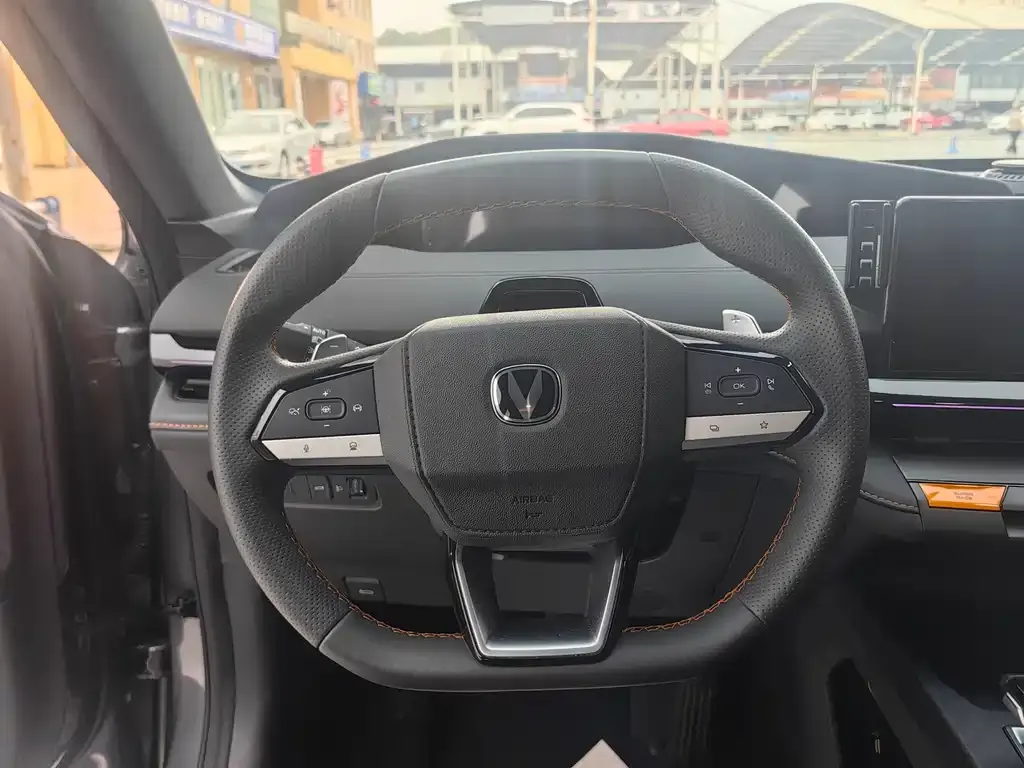 Changan UNI-V 2025 из CN, фото 8