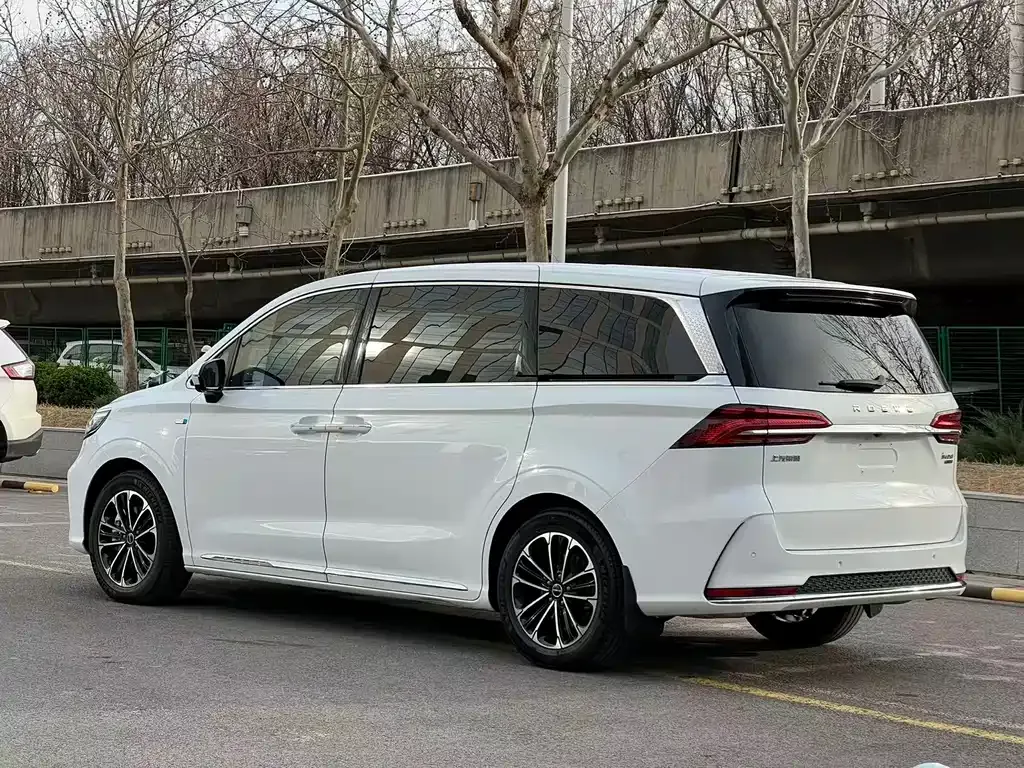 Roewe iMAX8 — фото 3