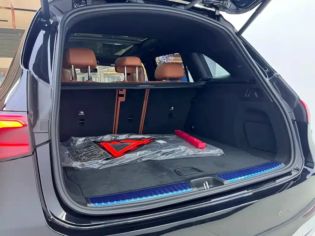 Mercedes-Benz GLC 2024 из CN, фото 6