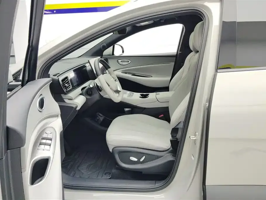 BYD Hiace 06 — фото 10