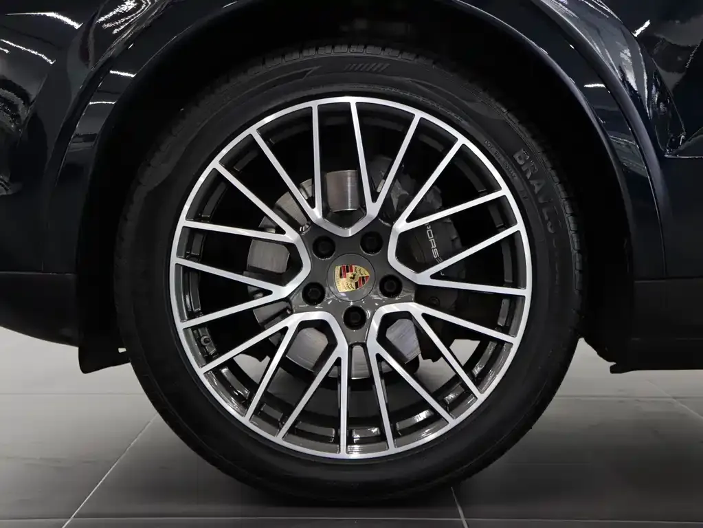 Porsche Cayenne — фото 6