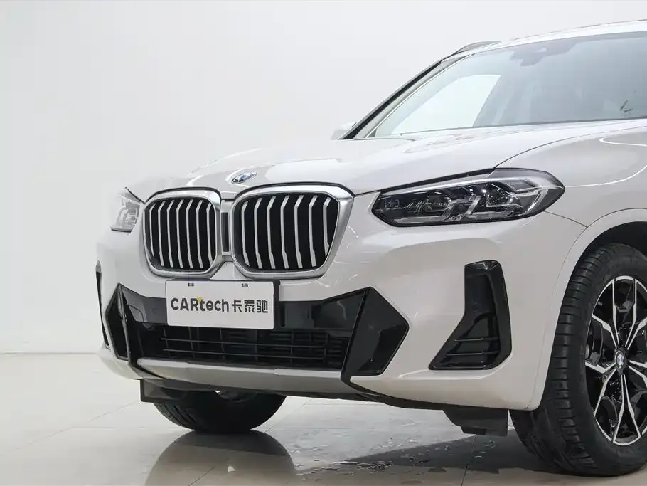 BMW X3 — фото 10