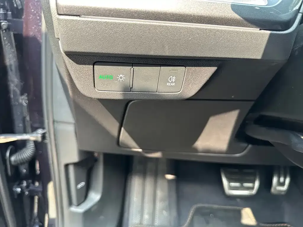 Audi Q4 e-tron 2025 из CN, фото 10