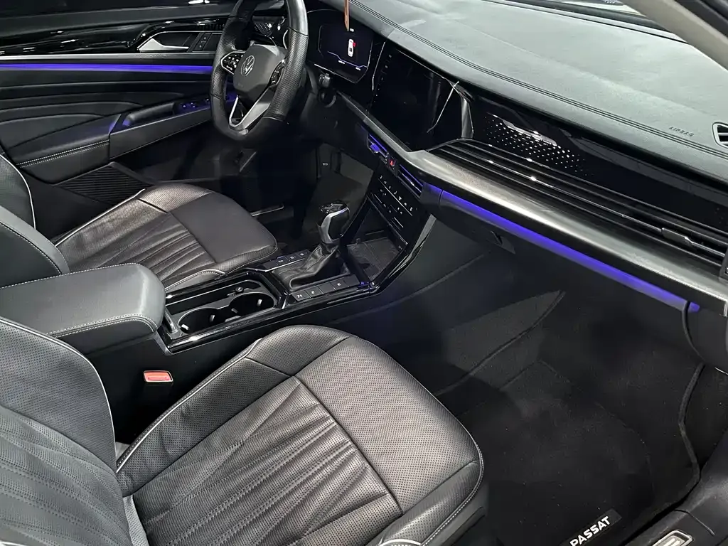 Volkswagen Passat — фото 7