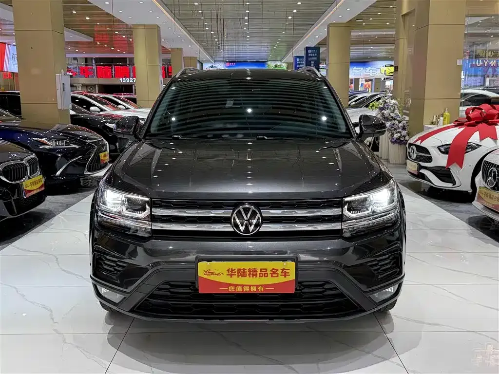 Volkswagen Tharu — фото 2