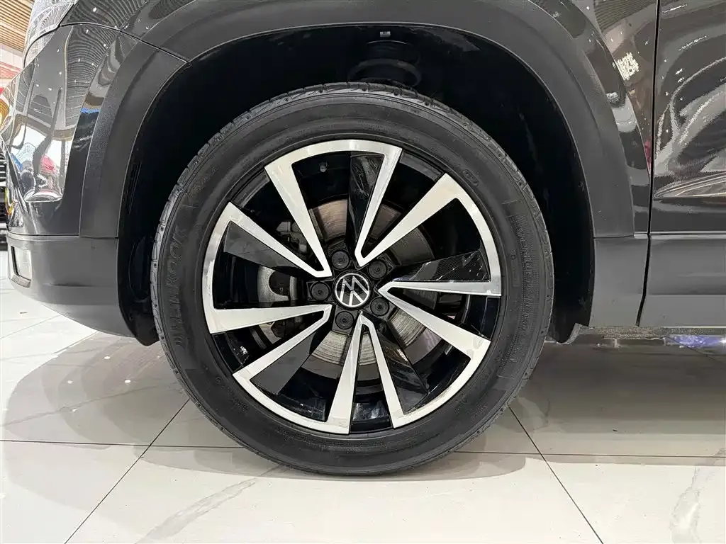 Volkswagen Tharu — фото 5