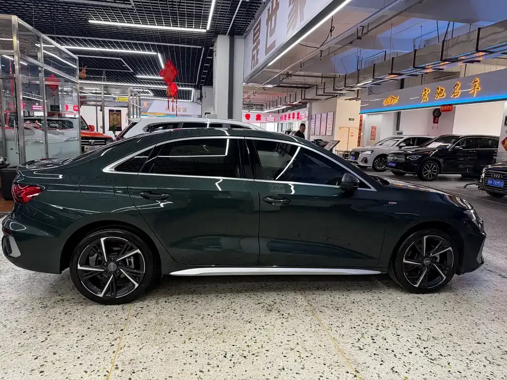 Audi A3 2022 из CN, фото 4