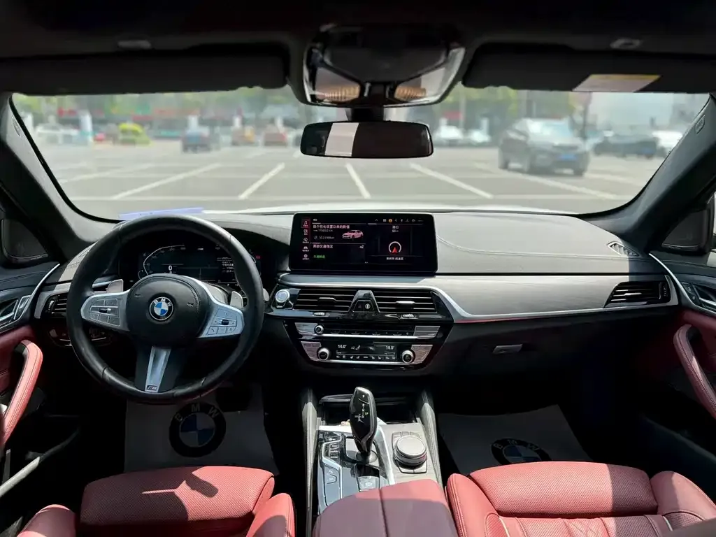 BMW 5 Series 2024 из CN, фото 5