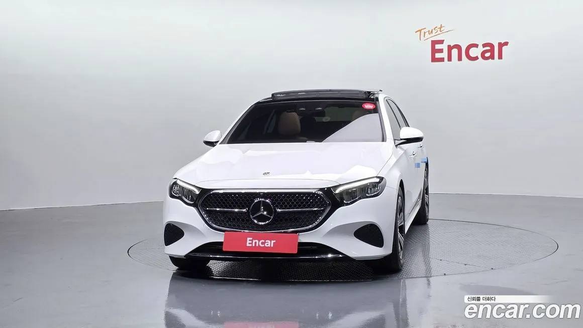 Mercedes-Benz E-Class 2024 из KR, фото 2