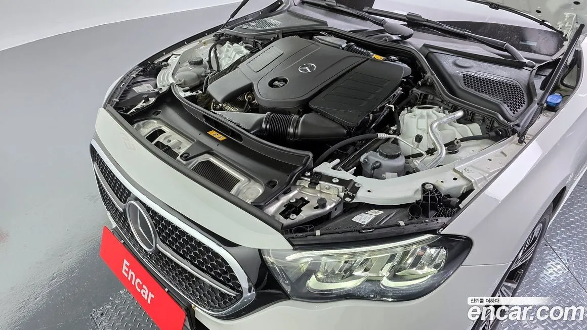 Mercedes-Benz E-Class 2024 из KR, фото 10