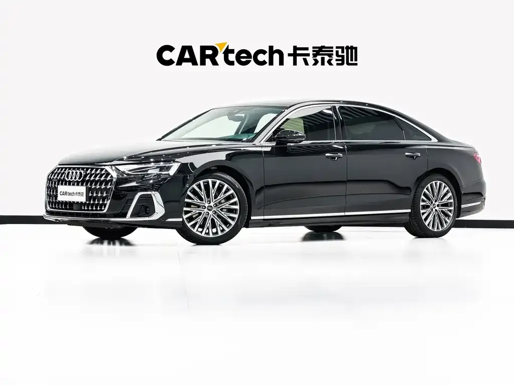 Audi A8 — фото 1