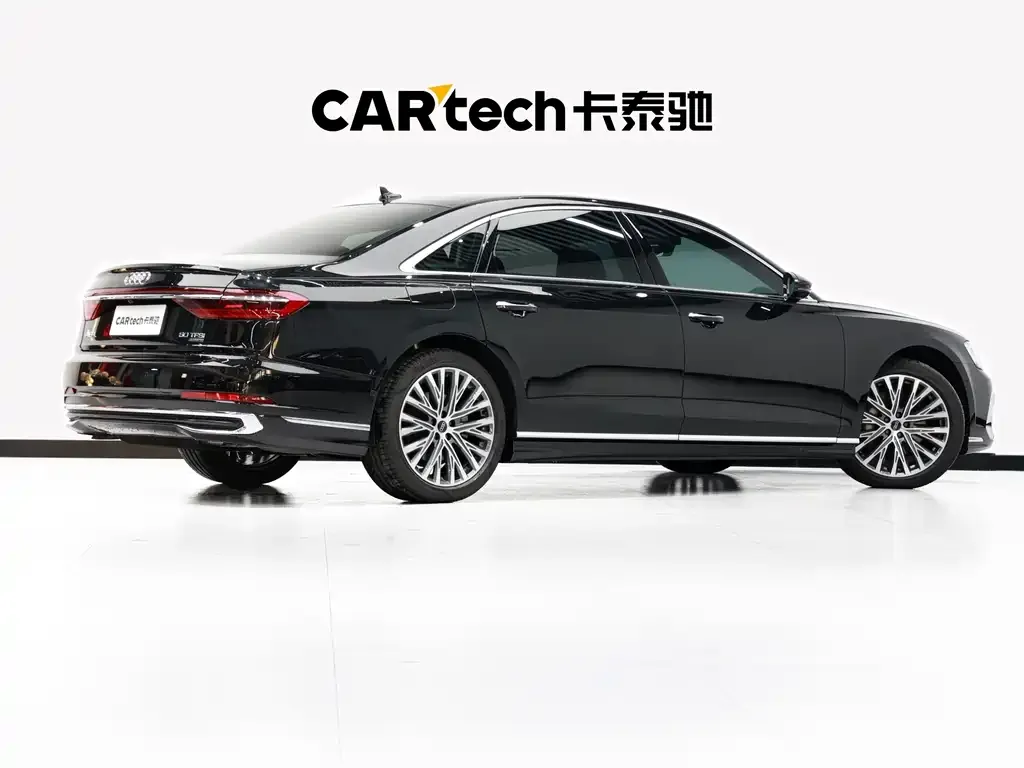 Audi A8 — фото 3