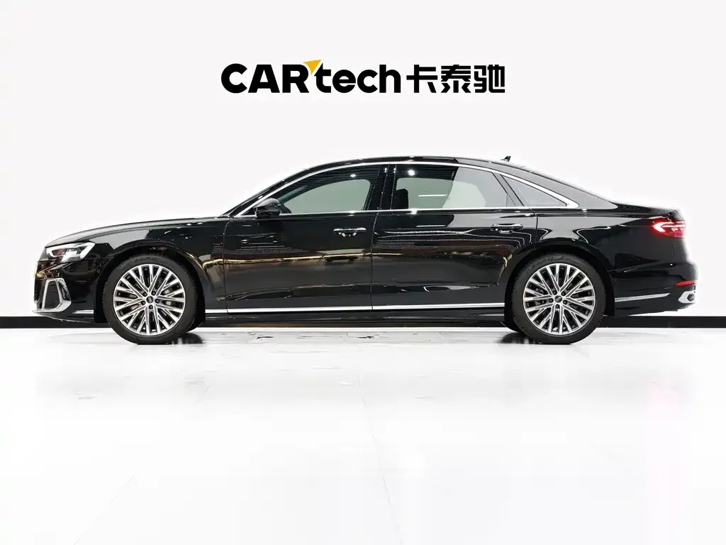 Audi A8 — фото 9