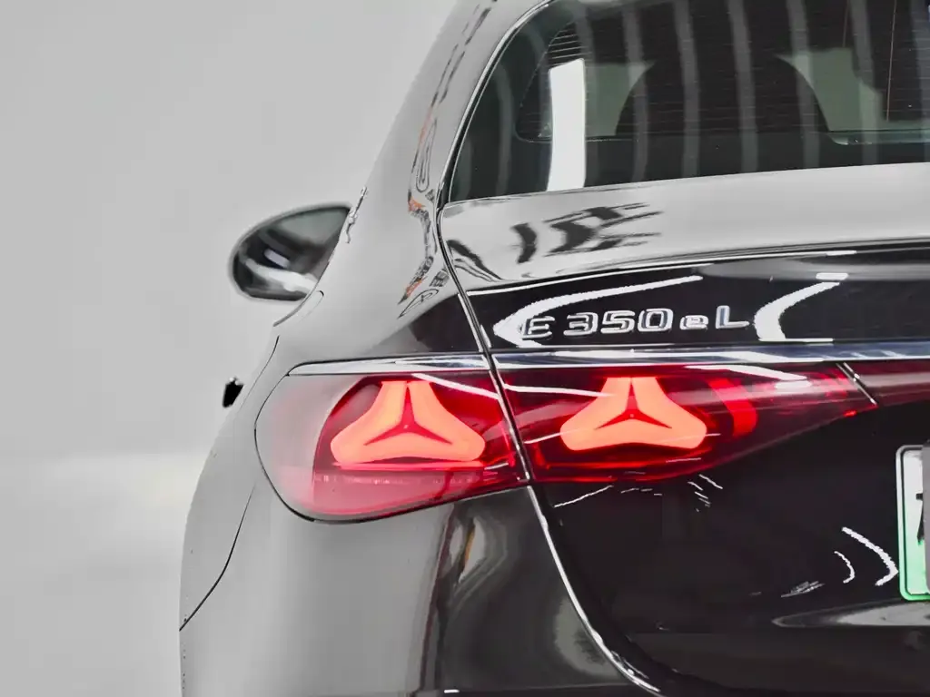 Mercedes-Benz E-Class New Energy — фото 4