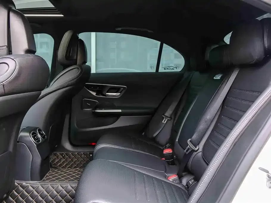 Mercedes-Benz C-Class 2022 из CN, фото 2