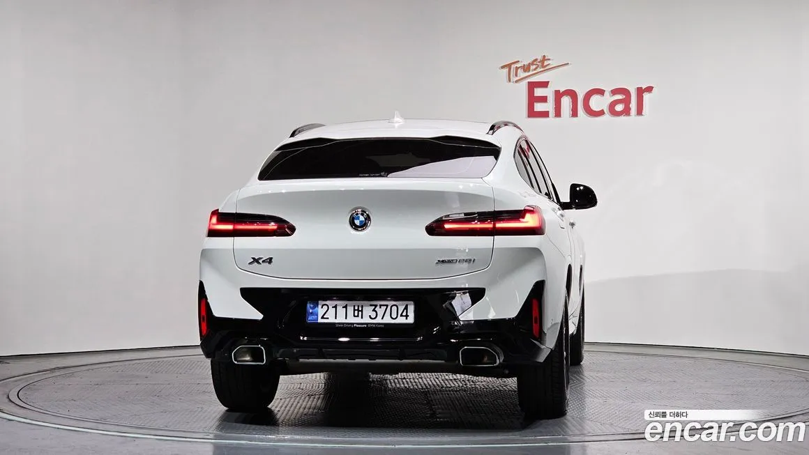 BMW X4 2024 из KR, фото 2