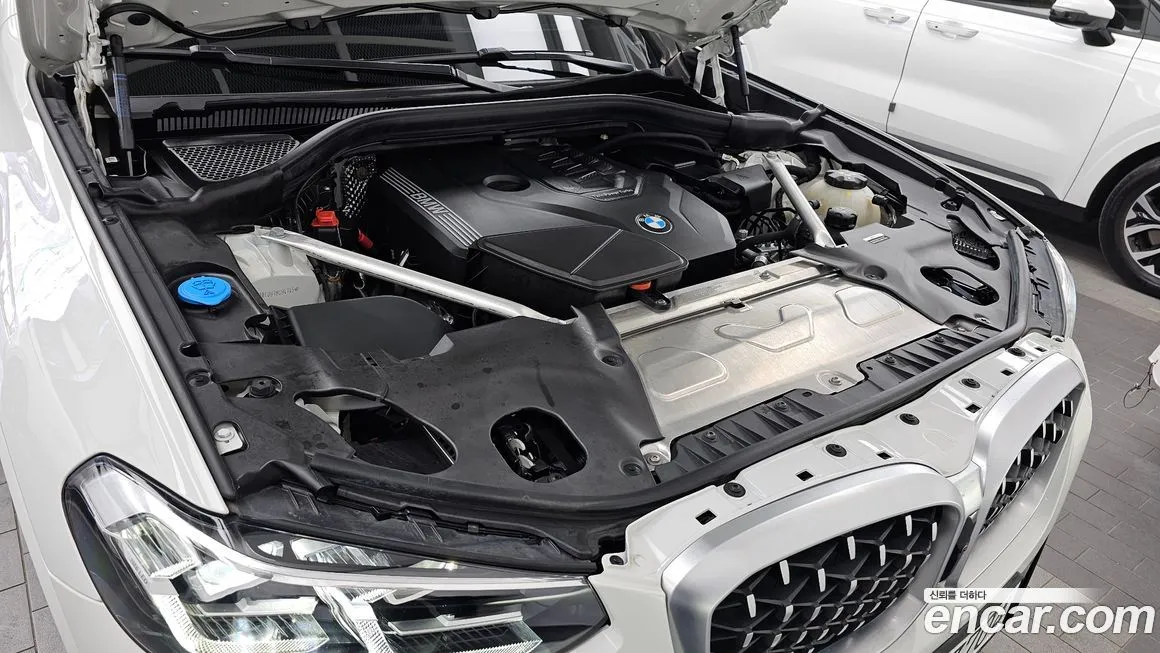 BMW X4 2024 из KR, фото 5