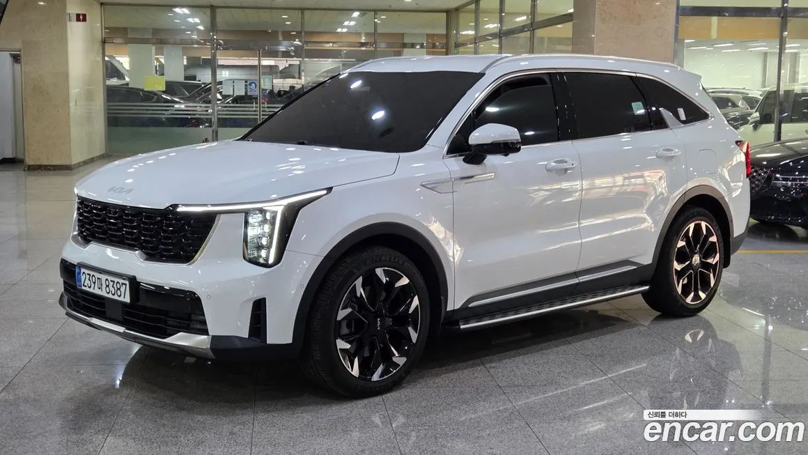 Kia Sorento — фото 1
