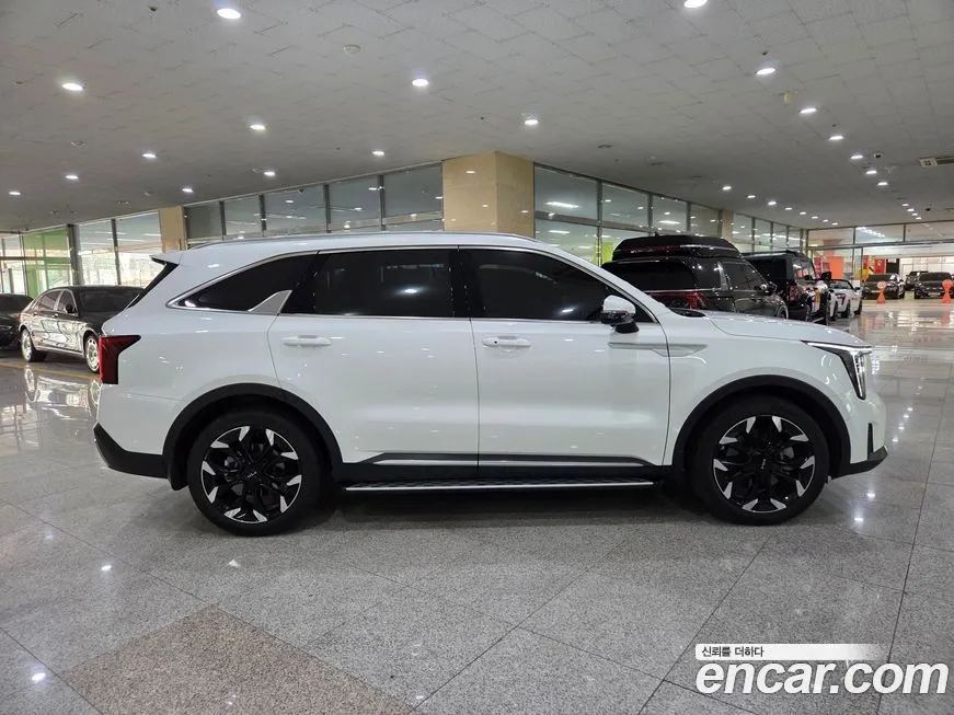 Kia Sorento — фото 7