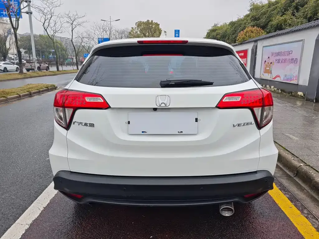Honda Vezel — фото 10