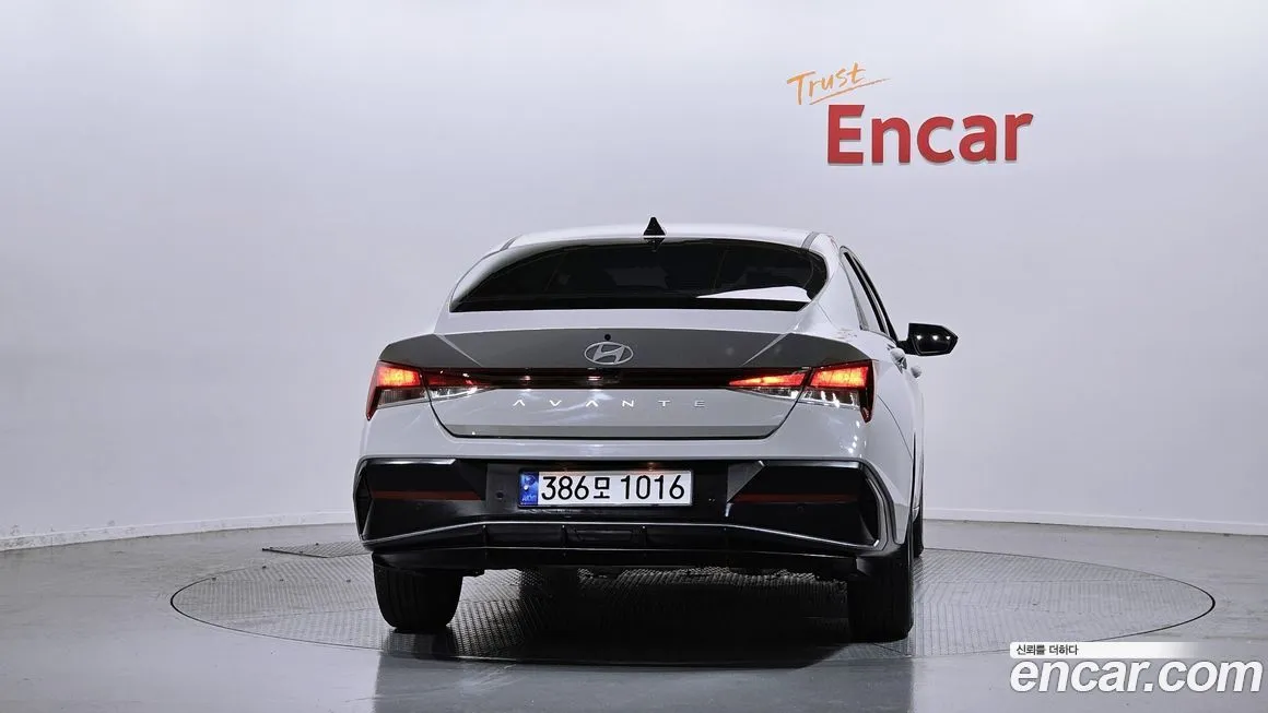 Hyundai AVANTE — фото 4