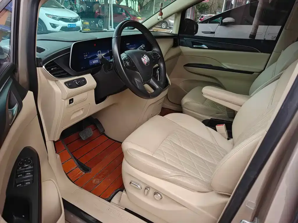 Buick GL8 2024 из CN, фото 8
