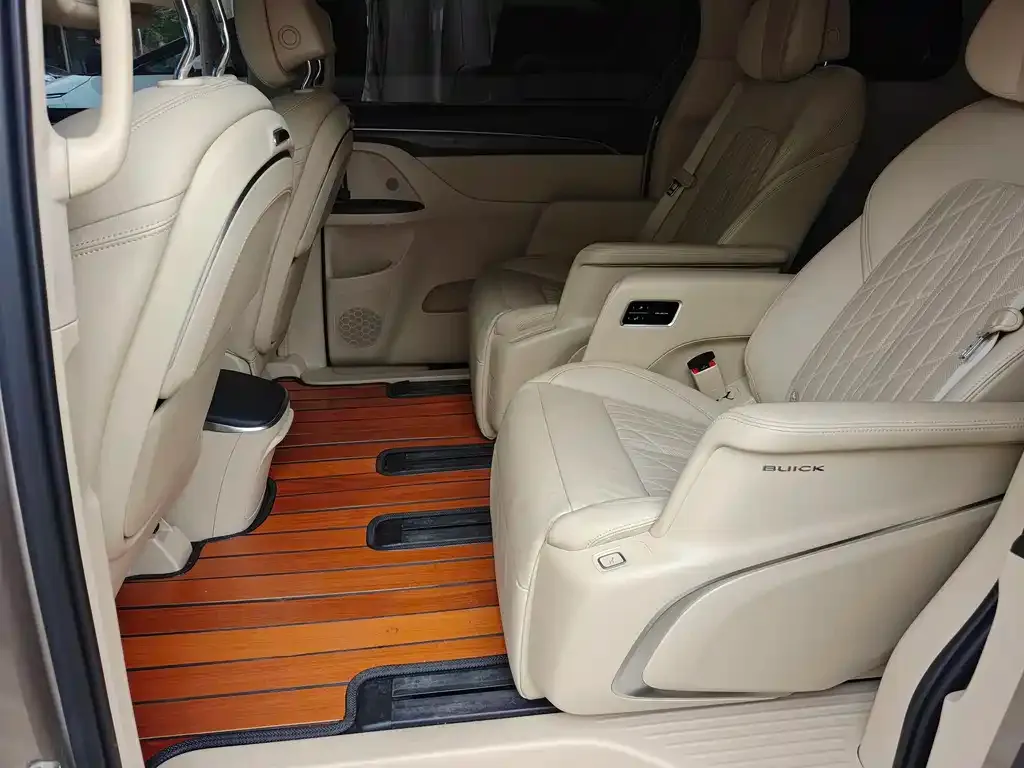 Buick GL8 2024 из CN, фото 7