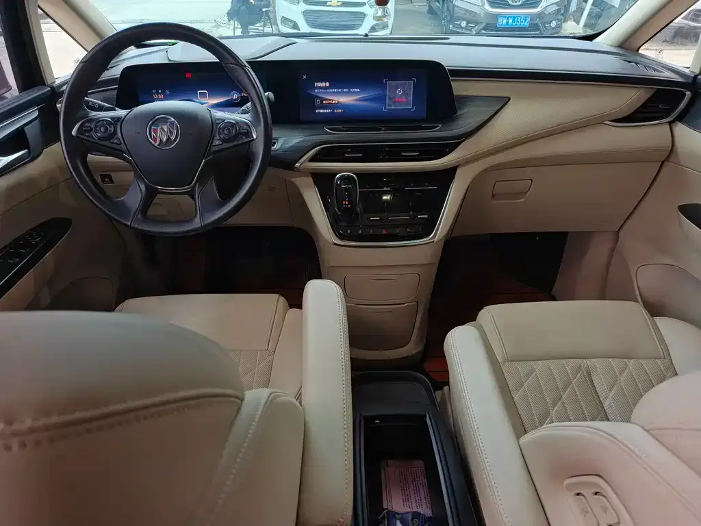 Buick GL8 2024 из CN, фото 2