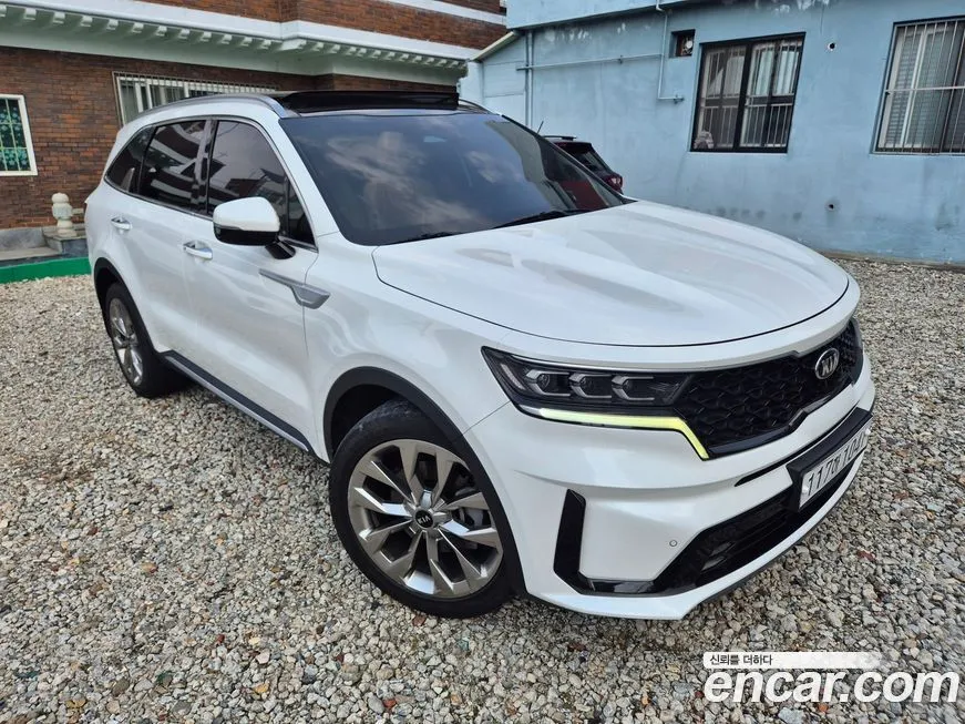 Kia Sorento — фото 4