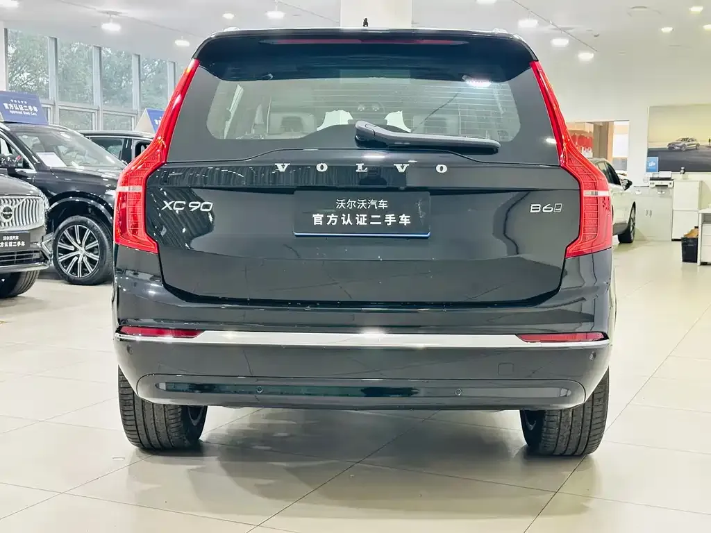 Volvo XC90 — фото 3