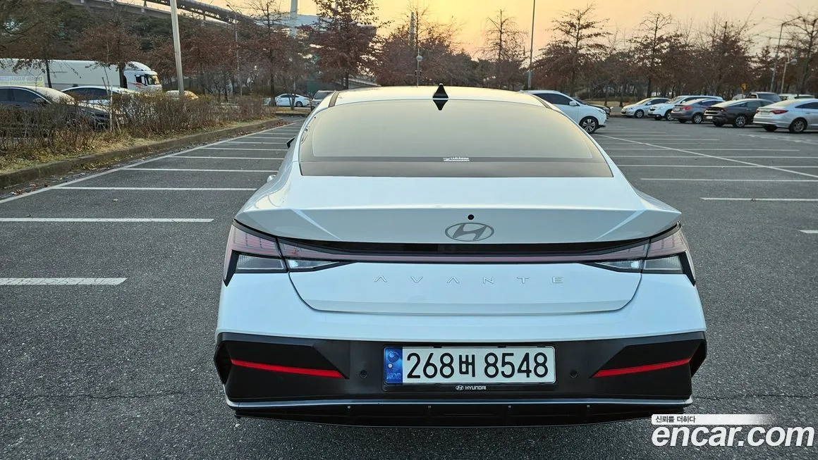 Hyundai AVANTE — фото 3