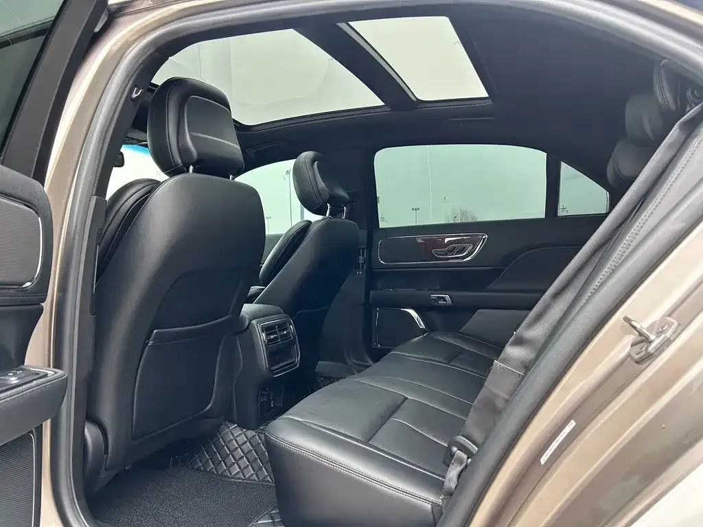 Lincoln Continental 2021 из CN, фото 6