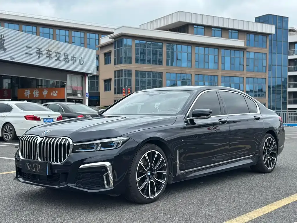 BMW 7 Series 2021 из CN, фото 6