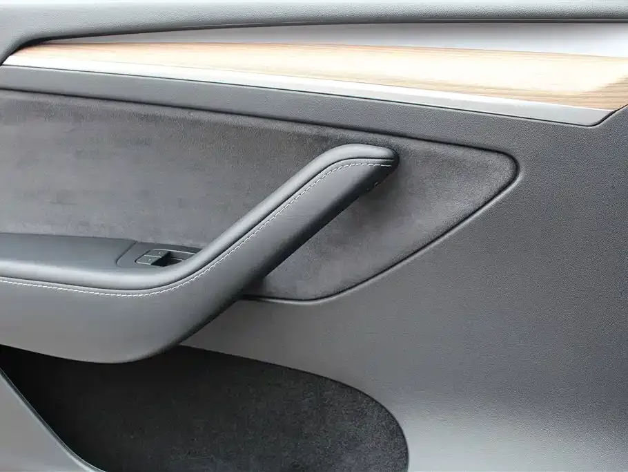 Tesla Model Y 2023 из CN, фото 10