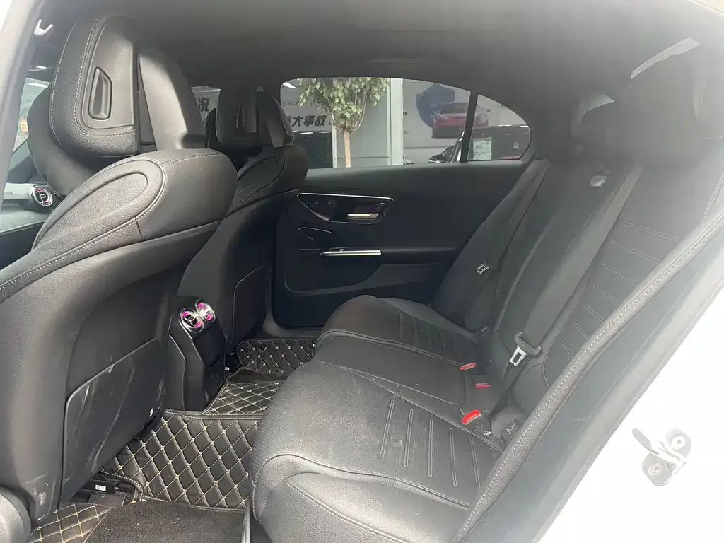Mercedes-Benz C-Class 2024 из CN, фото 8