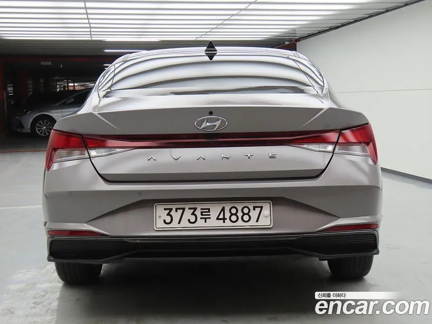 Hyundai AVANTE — фото 9