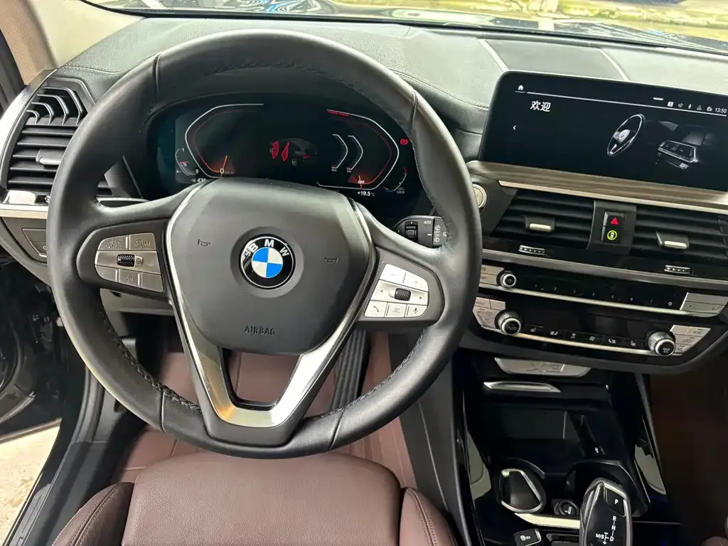 BMW X3 — фото 2