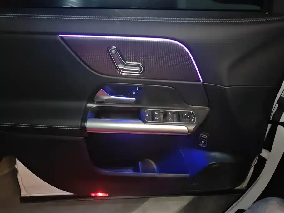 Mercedes-Benz GLA — фото 9