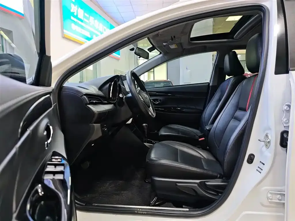 Toyota Yaris L 2021 из CN, фото 7