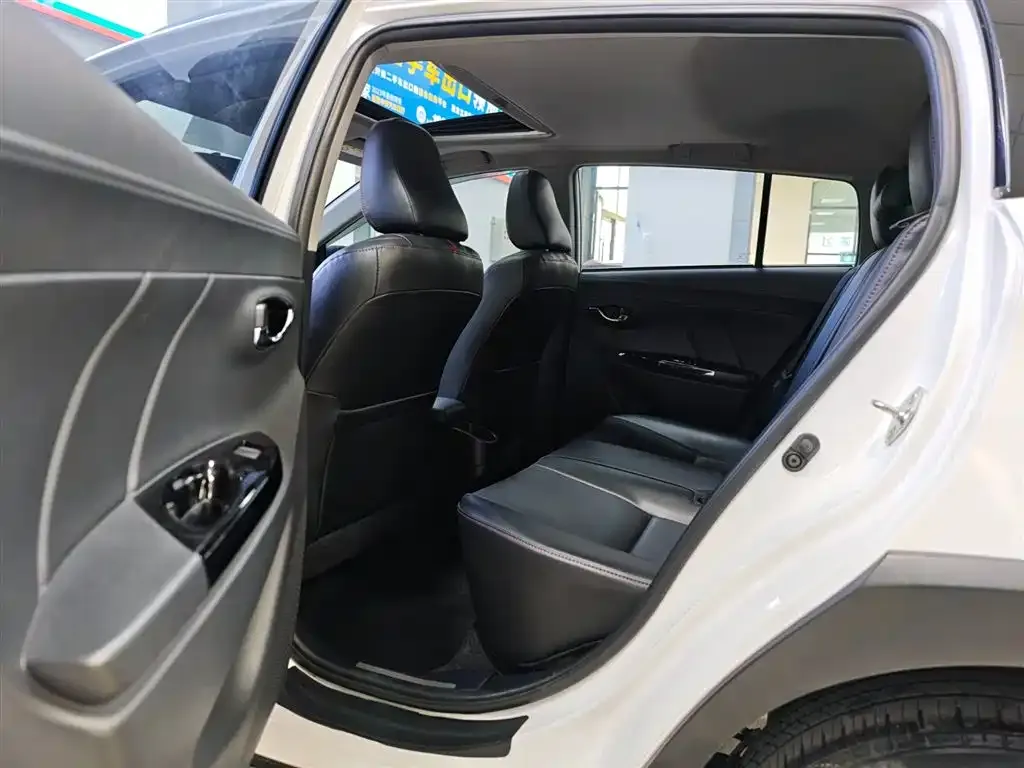 Toyota Yaris L 2021 из CN, фото 6