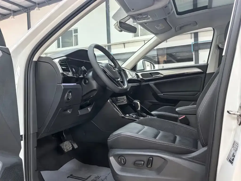 Volkswagen Tayron 2022 из CN, фото 6