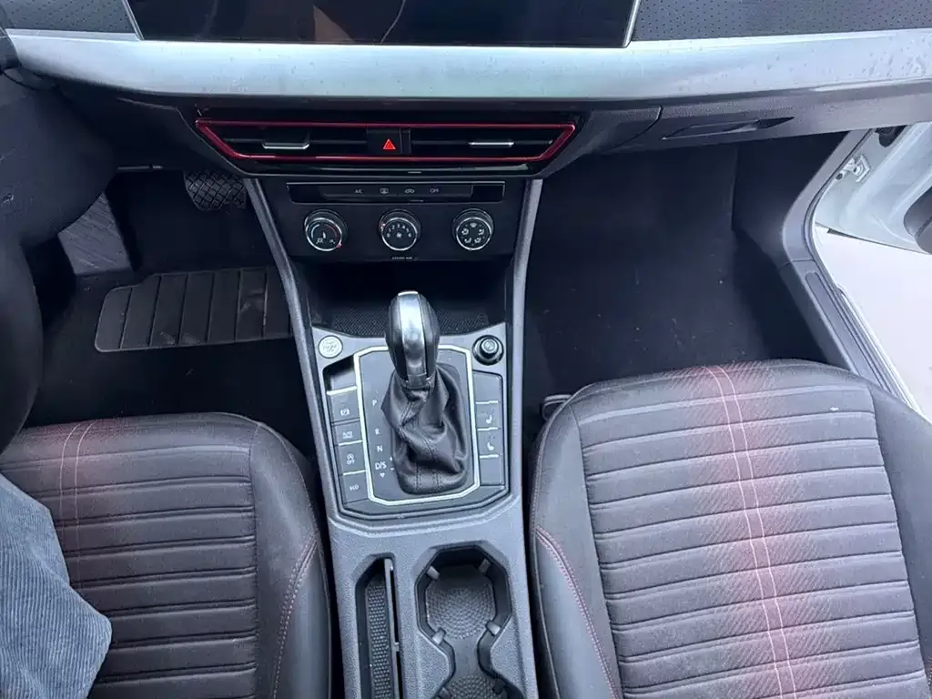 Volkswagen Lavida 2022 из CN, фото 2